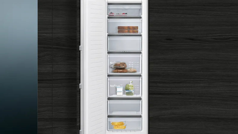 Siemens iQ 700 GI81NHCE0G, Built-in freezer