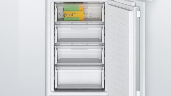 Bosch Series 2 KIN85NFF0G Built-in fridge-freezer 50/50 Split