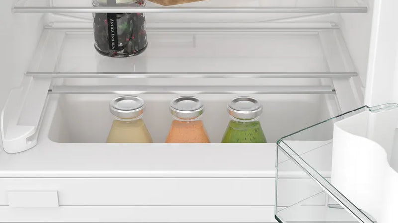 Siemens iQ 300 KU22LVFD0G, built-under fridge with freezer section