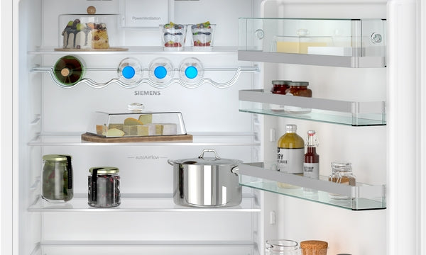 Siemens iQ 500 KB96NADD0G, built-in fridge-freezer with freezer at bottom