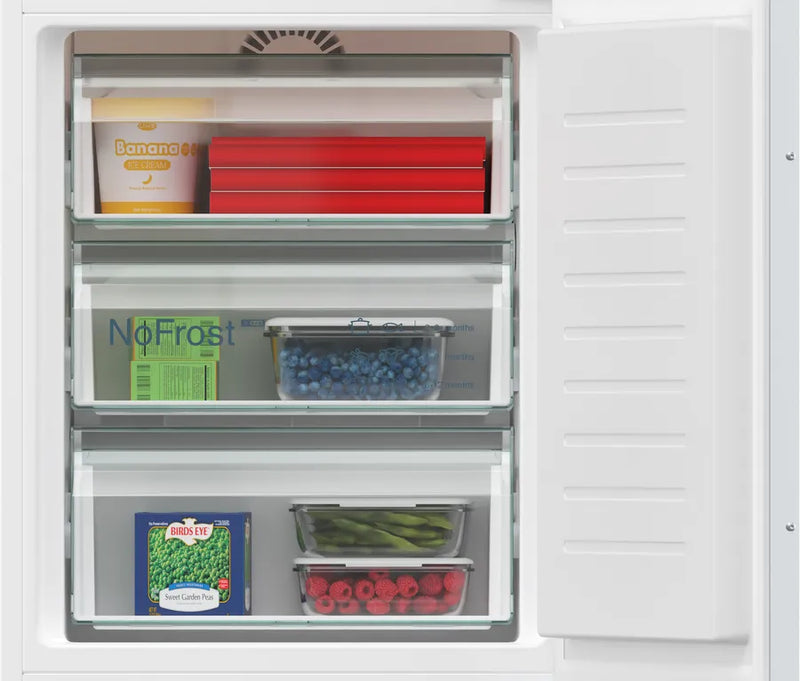 Siemens iQ 300 KI86NVFE0G, Built-in fridge-freezer with freezer at bottom