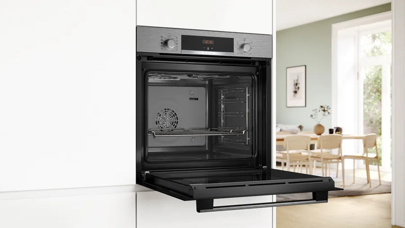 Bosch Series 4 HQA534BS3B, Built-in oven with added steam function