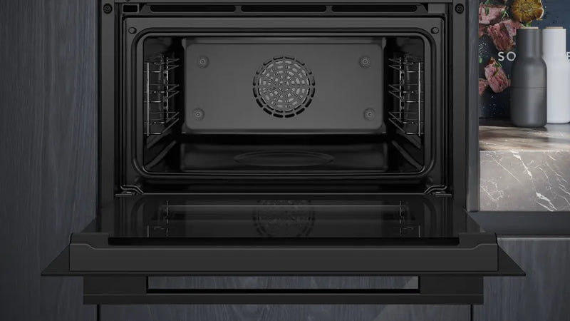 Siemens iQ 700 CS736G1B1, Built-in compact oven with steam function