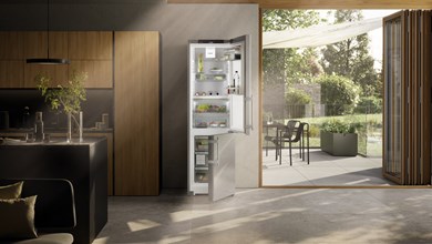 Liebherr CBNsda 575i Prime Freestanding Fridge/freezer & BioFresh