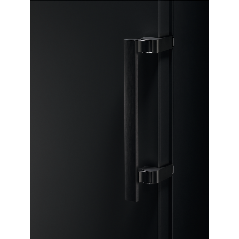 AEG OAG7M281EB 7000 Series Upright NoFrost Freezer