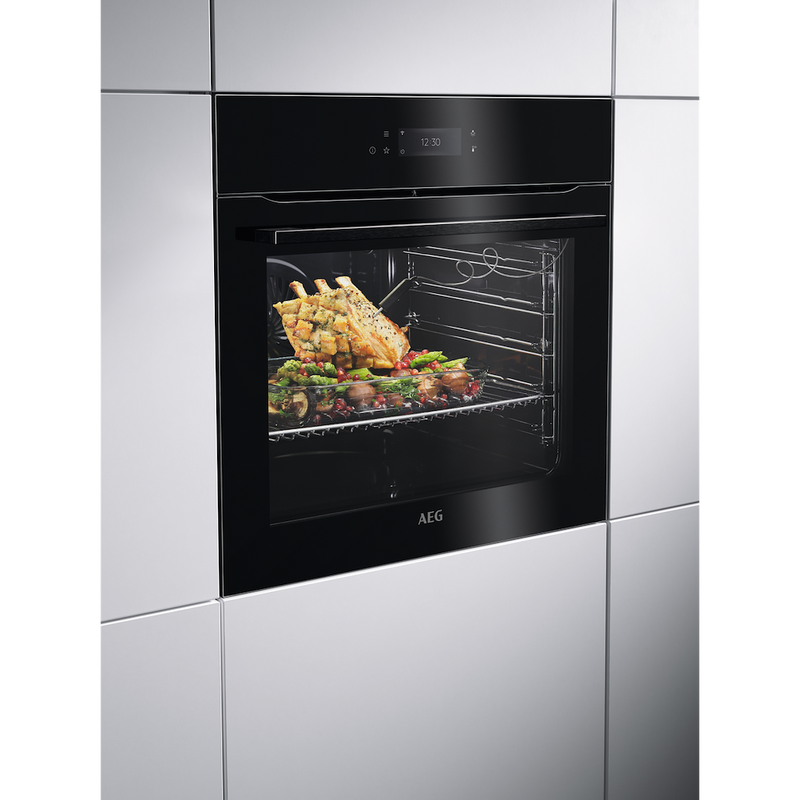 AEG BPK748380B 8000 AssistedCooking Built-In Single Oven