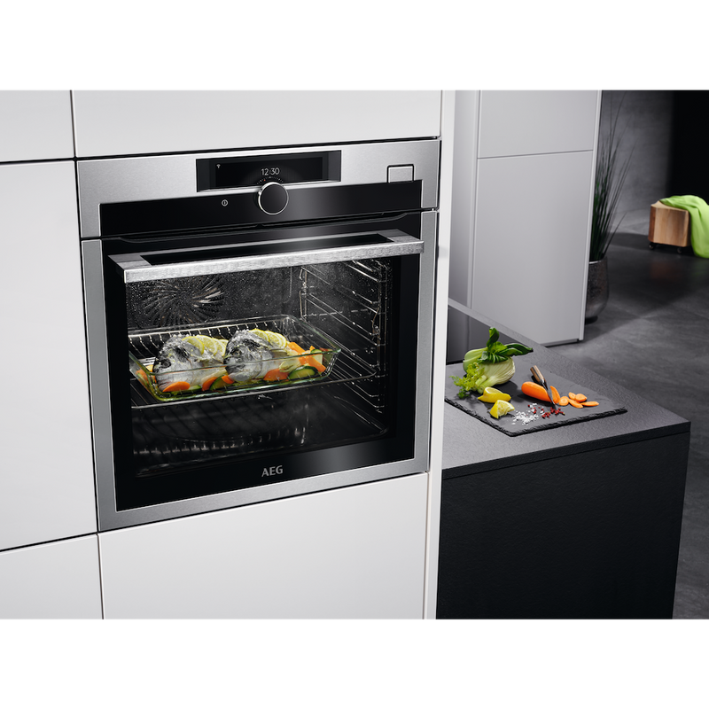 AEG BSE978330M 7000 SteamCrisp Built-In Single Oven
