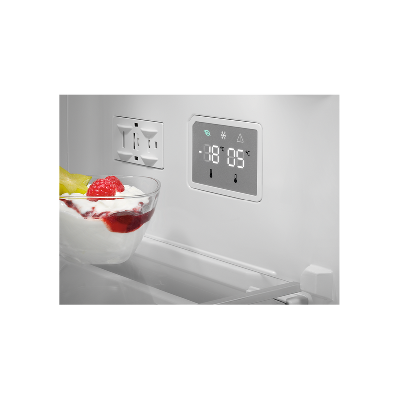 AEG RCB732E7MG 7000 Series Freestanding NoFrost Fridge Freezer