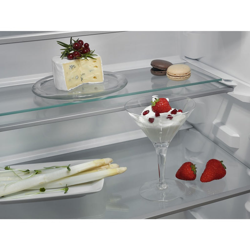 AEG NSC7G181DS 7000 Series Built-In NoFrost Fridge Freezer