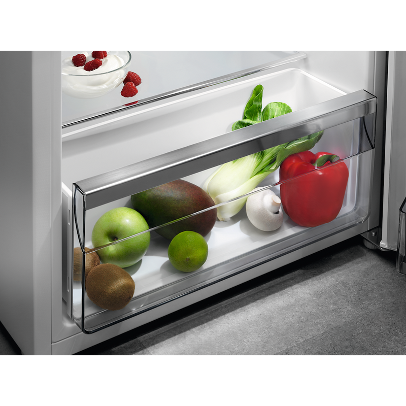 AEG RTB515E1AW 3000 Series Freestanding Undercounter Fridge