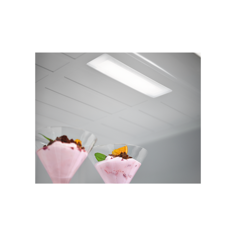 AEG RCB632E3MW 6000 Series Freestanding NoFrost Fridge Freezer