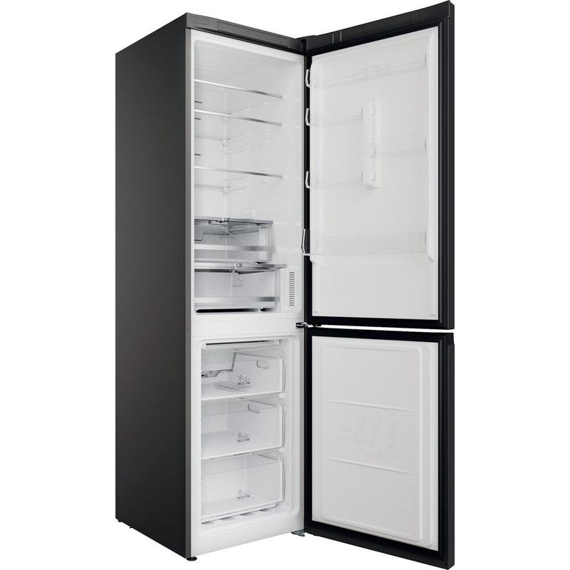 Hotpoint H7X93TSKM Freestanding Fridge Freezer - Silver