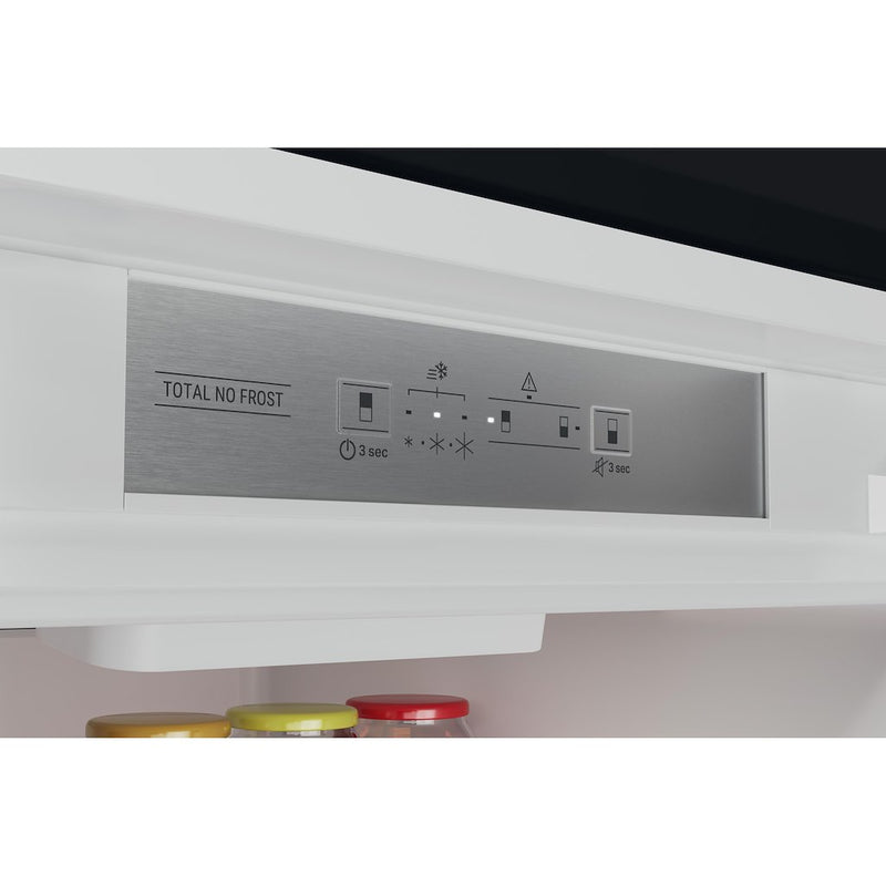 Hotpoint HTC18 T32 2 Built In Fridge Freezer