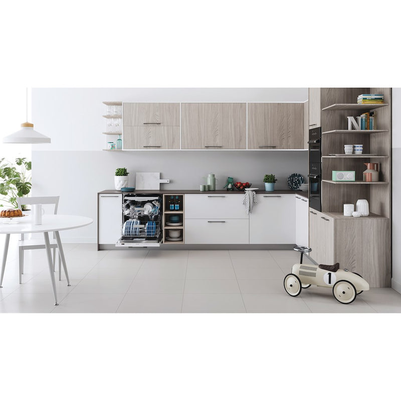 Indesit DIO 3T131 FE UK Fullsize Integrated Dishwasher