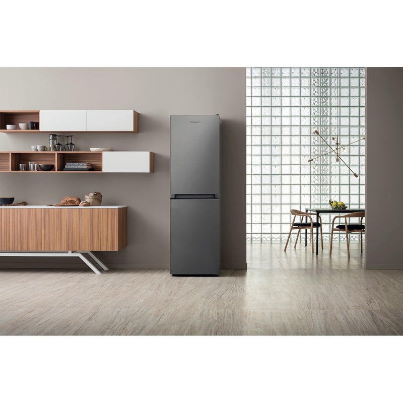 Hotpoint HBNF55182SUK Freestanding Fridge Freezers