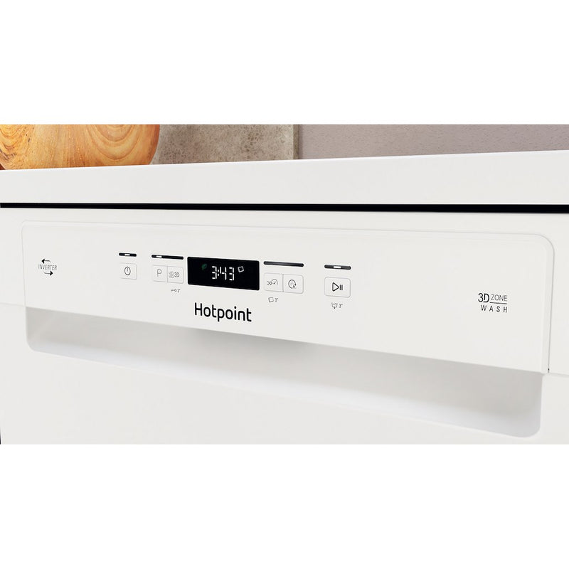 Hotpoint HFC 3C26 W C UK Freestanding Dishwasher - White