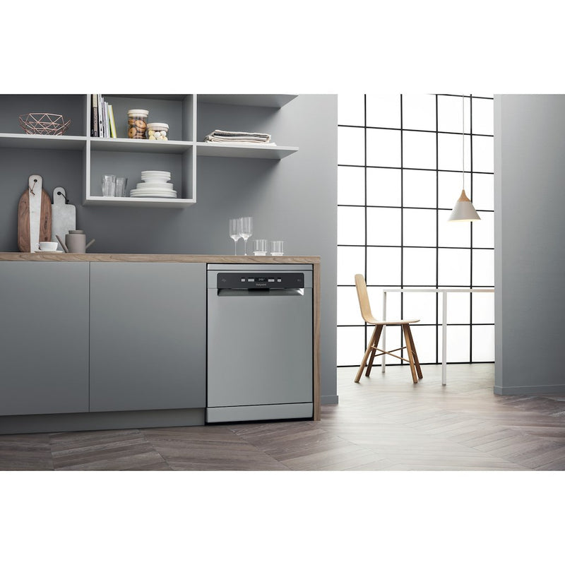 Hotpoint HFC 3C26 WC X UK Dishwasher - Inox