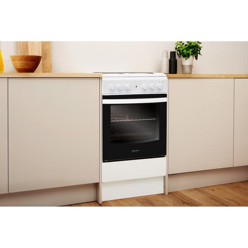 Indesit IS5E4KHW/UK Cooker - White