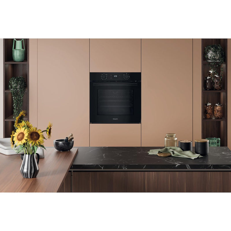 Hotpoint HO475PBUK Built-In Single Oven - Black