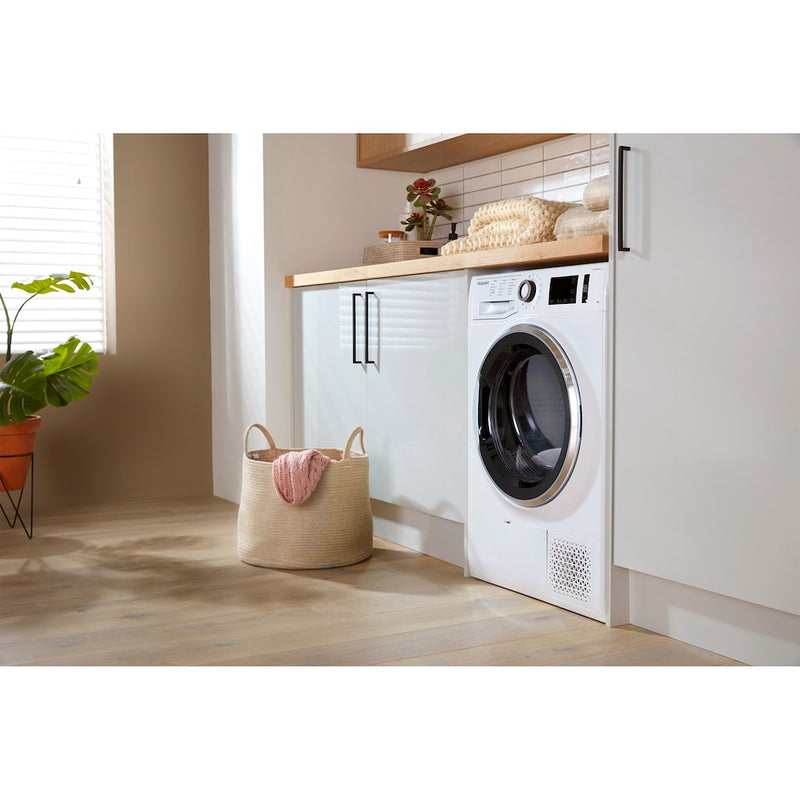 Hotpoint ActiveCare NT M11 82XB Heat Pump Tumble Dryer - White