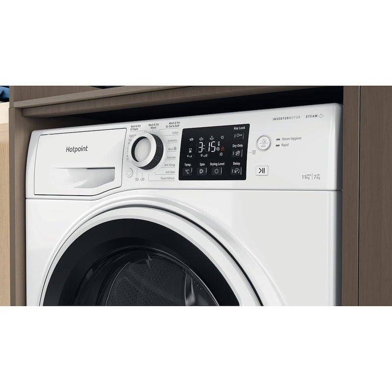 Hotpoint NDB11724WUK Freestanding Washer Dryer