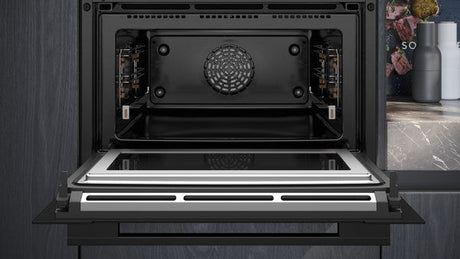Siemens iQ 700 CM778GNB1B, Built-in compact oven with microwave function