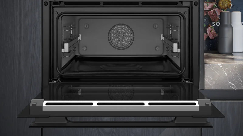 Siemens iQ 700 CS958GDD1, Built-In Compact Oven with Steam Function