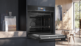 Siemens iQ 700 HM778GMB1B, Built-in oven with microwave function