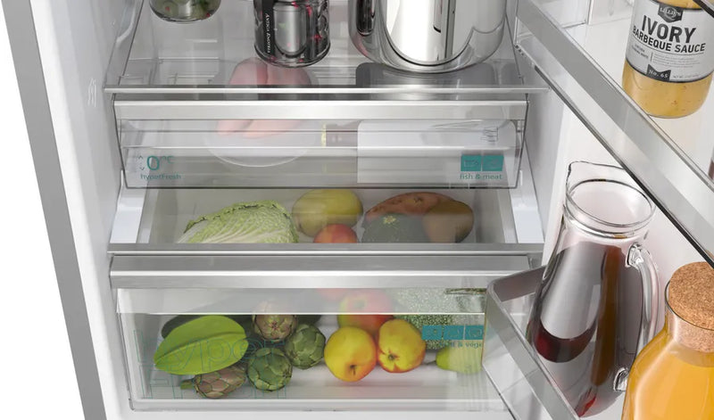 Siemens iQ 500 KG39NAIAT, free-standing fridge-freezer with freezer at bottom