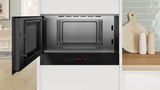 Bosch Series 8 BFL7221B1B, Built-in microwave oven