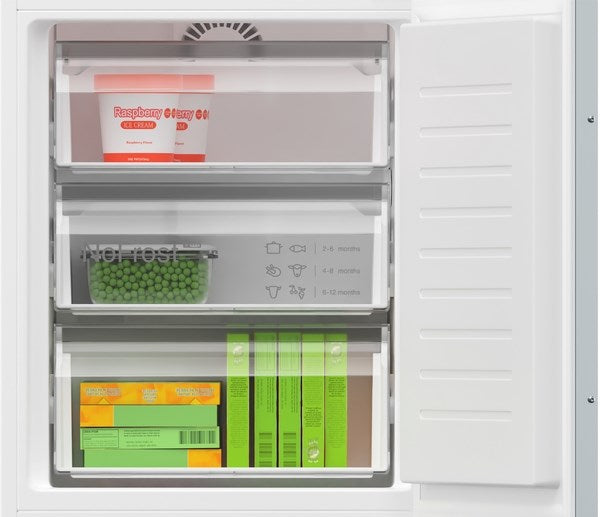 Bosch Series 4 KIN86VSE0G, Built-in fridge-freezer with freezer at bottom