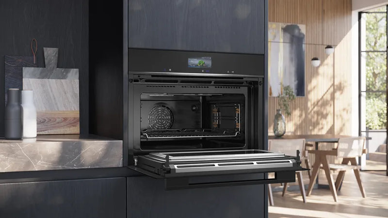 Siemens iQ 700 CM776G1B1B, Built-in compact oven with microwave function