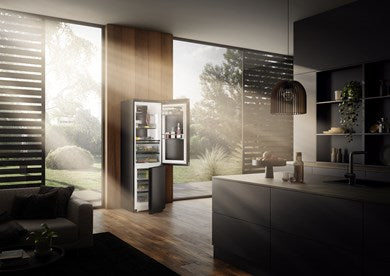 Liebherr CBNbsd 578i Peak Freestanding Fridge/freezer & BioFresh