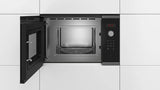 Bosch Series 4 BFL523MS0B, Built-in microwave oven
