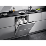 AEG FSK32610Z 3000 AirDry Fully Integrated Dishwasher with AirDry Technology + 13 Place Settings
