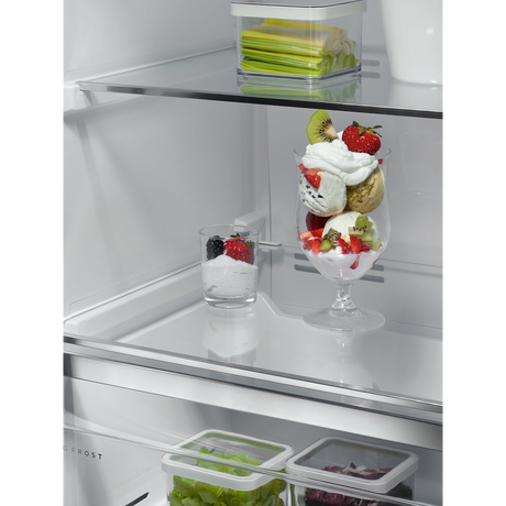 AEG OAG7M281EW 7000 Series Upright NoFrost Freezer