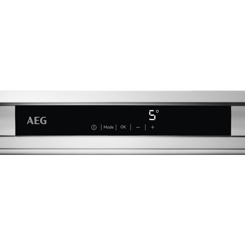 AEG SKS818E9ZC 9000 Series Built-In MultiFlow Fridge