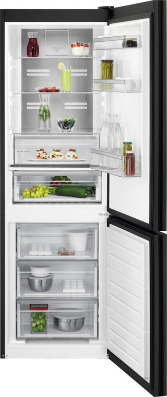 AEG RCB732E7MG 7000 Series Freestanding NoFrost Fridge Freezer