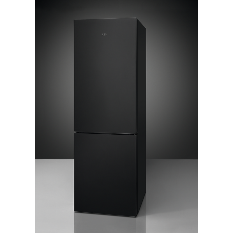 AEG RCB732E7MG 7000 Series Freestanding NoFrost Fridge Freezer