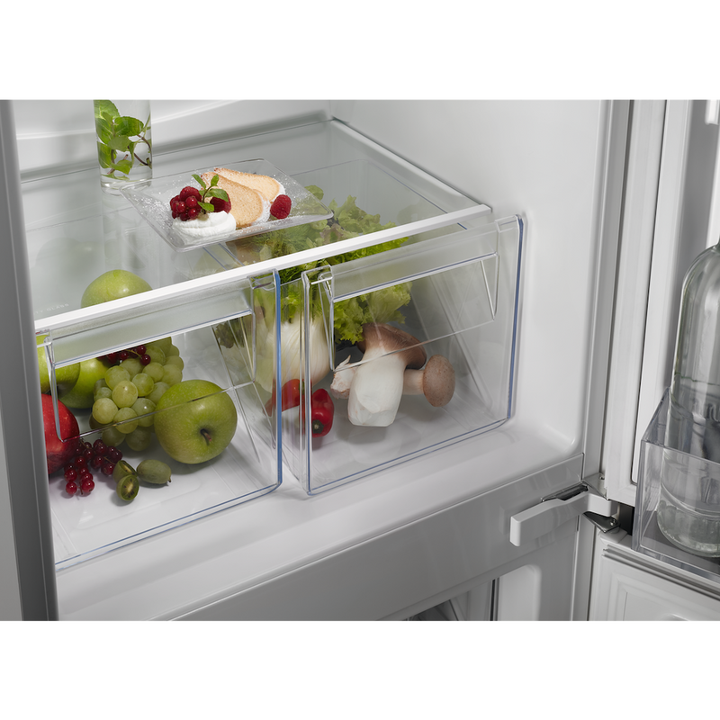AEG OSC5S185ES 5000 Series Built-In LowFrost Fridge Freezer