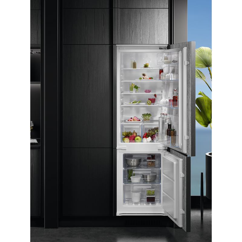 AEG OSC6N181ES 6000 Series Built-In NoFrost Fridge Freezer