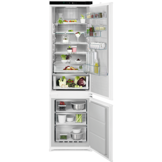 AEG NSC8M191DS 8000 Series Built-In NoFrost Fridge Freezer