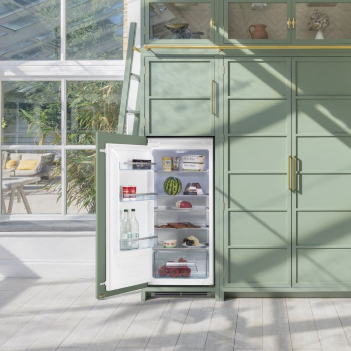 Caple RIL125 White Integrated Fridge