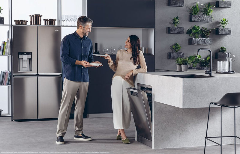 Haier XF 5C4M1X-80 Freestanding 60cm 15 Place Setting Dishwasher