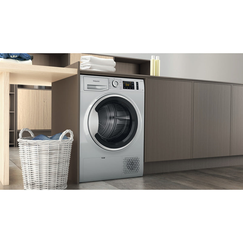 Hotpoint 8kg NT M11 82SSK UK Heat Pump Tumble Dryer - Silver