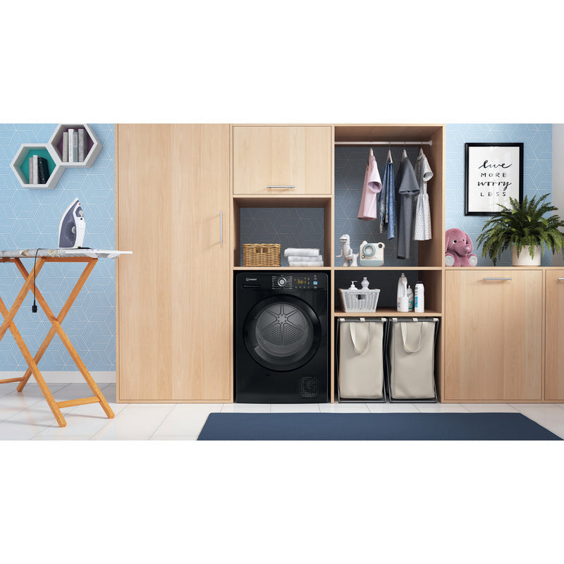 Indesit YT M11 82B X UK Heat Pump Tumble Dryer - 8kg - Black