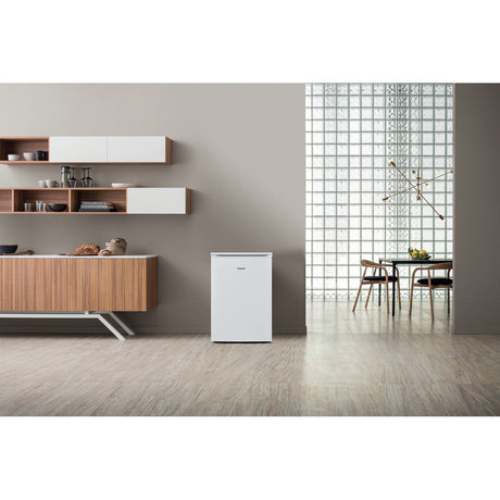 Hotpoint H55RM 1120 W Freestanding Undercounter Fridge
