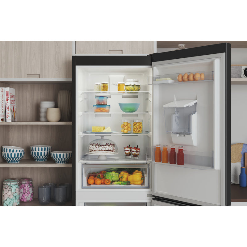 Indesit IBTNF60182BAQUAUK Freestanding fridge freezer, frost free