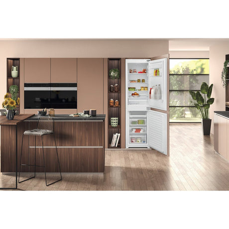 Hotpoint HMCB 50502 UK Integrated Fridge Freezer - White