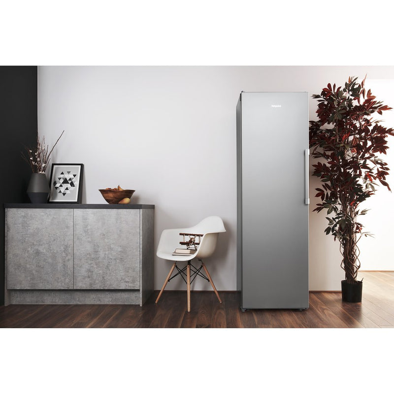 Hotpoint UH8F2CGUK Freestanding Upright Freezer